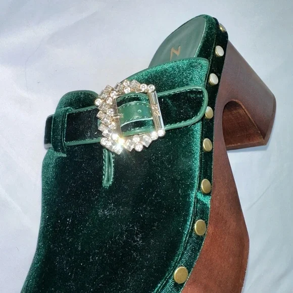 ZIGI BEAUTIFUL GREEN PLATFORM CLOGS - Picture 2 of 12